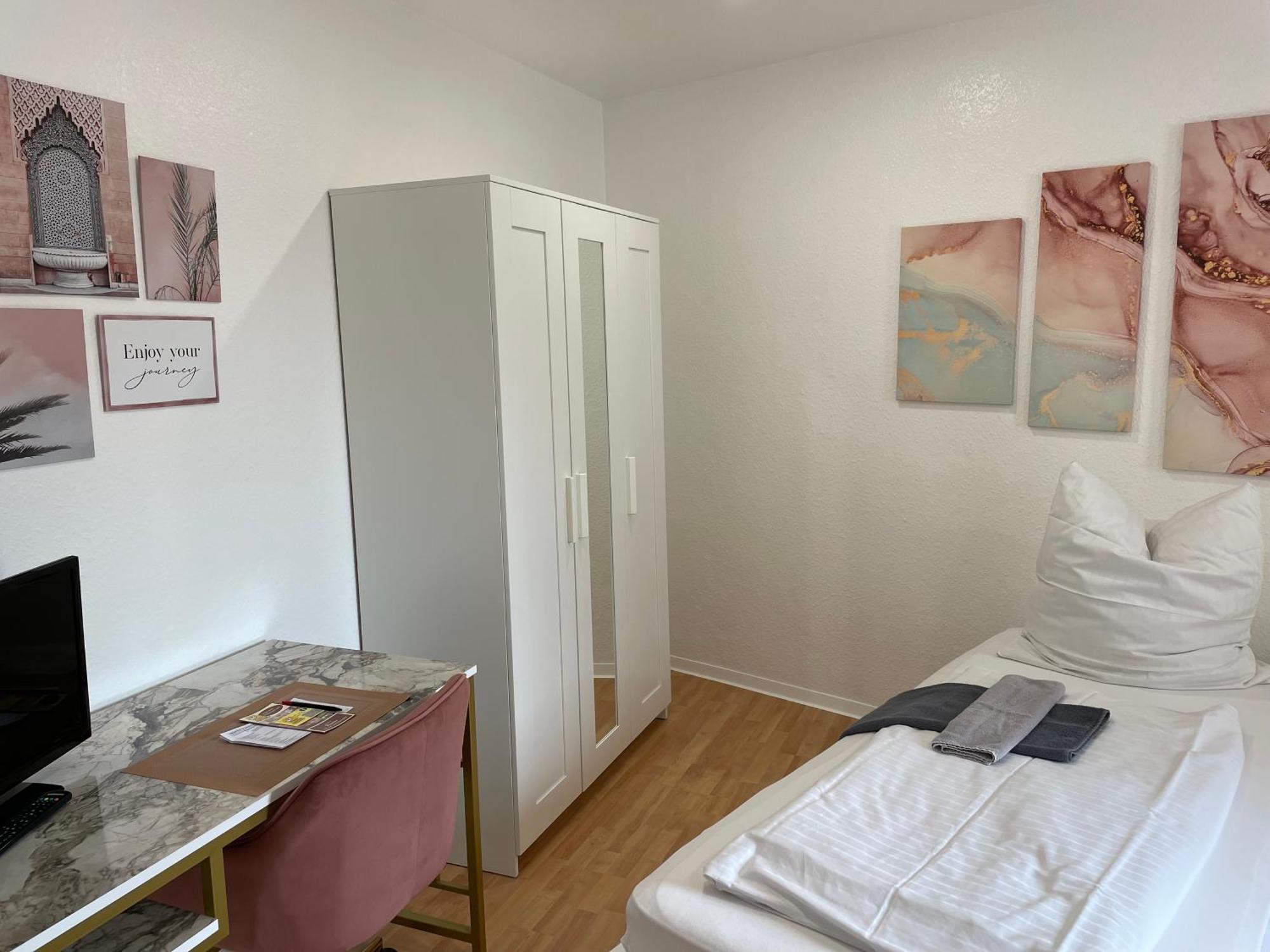 Pension An Der Hessenhalle Gießen Εξωτερικό φωτογραφία